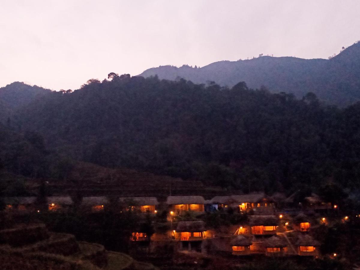 Hoàng Su Phì Bungalow Esterno foto
